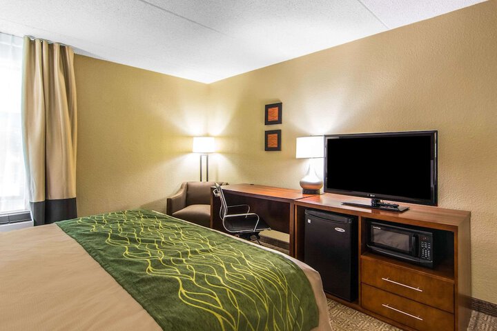 Room 19 of 35