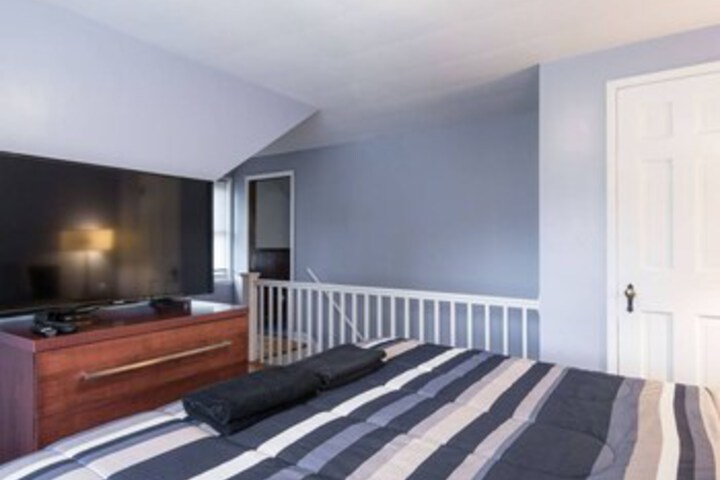 Beautiful Royal Oak Townhouse