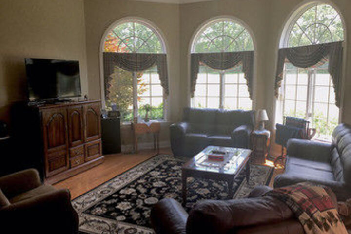 Earlystown Manor Bed & Breakfast