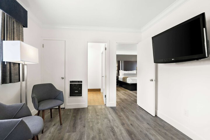 Room 38 of 55