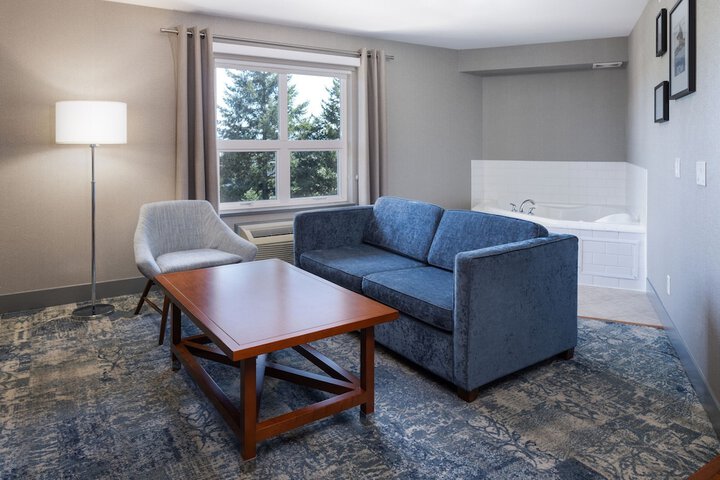 Room 43 of 67