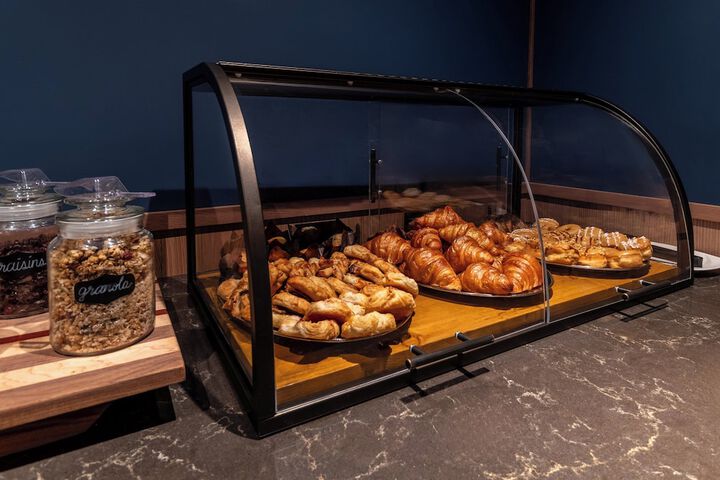 Breakfast/Coffee Service 193 of 205