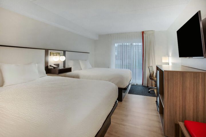 Ramada by Wyndham Kingston