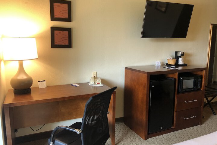 Room 37 of 85