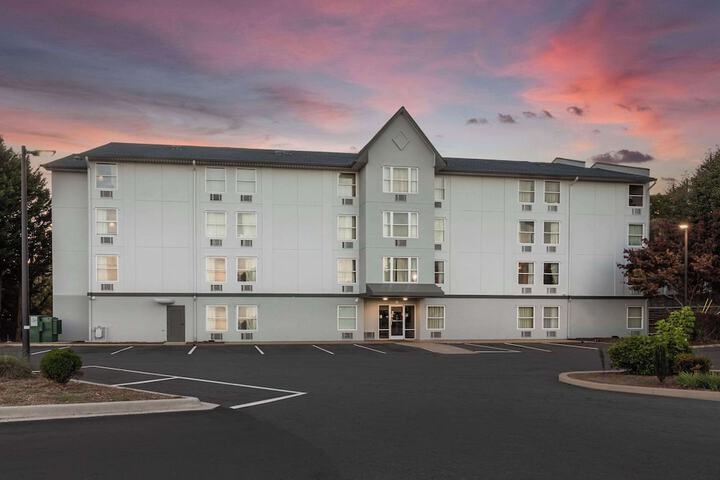 Hotel 2 of 37