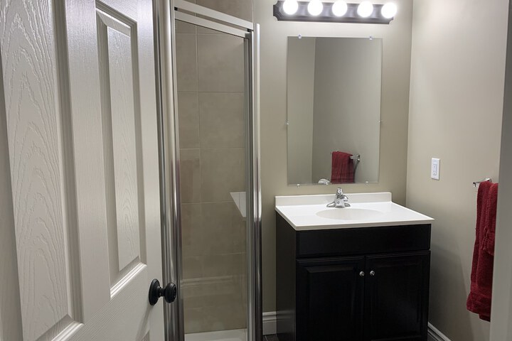 Room 4 of 12