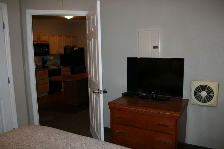 Room 51 of 60