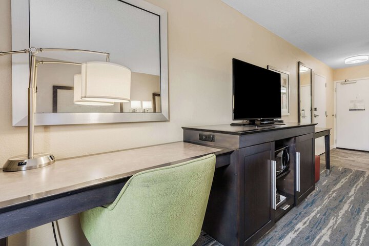 Hampton Inn & Suites Memphis-Wolfchase Galleria