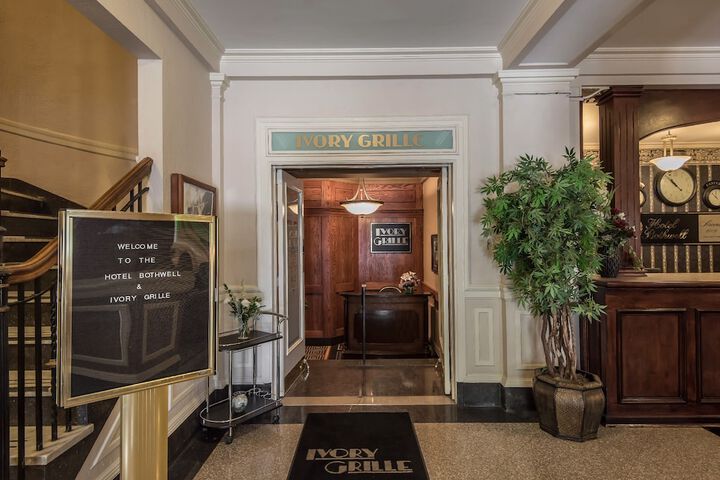 Hotel Bothwell Sedalia Central District an Ascend Collection Hotel