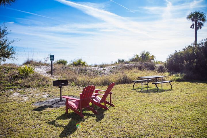 Days Inn & Suites by Wyndham Jekyll Island