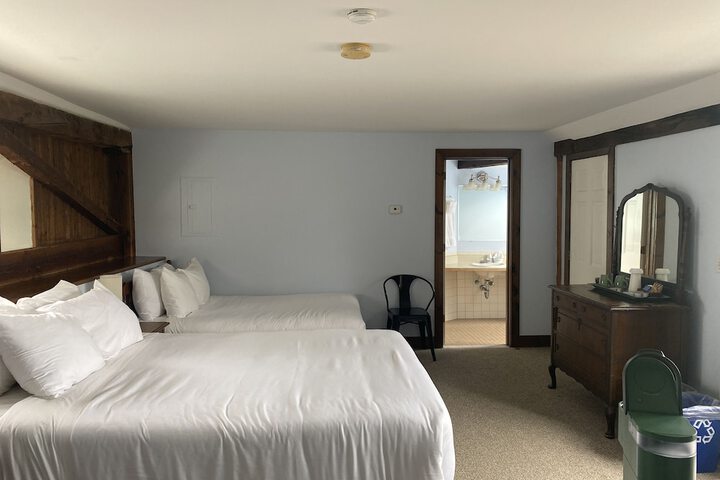 Room 124 of 294