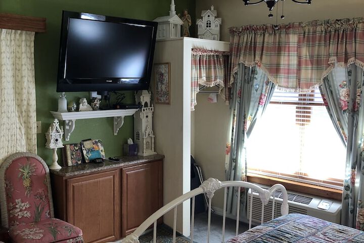 Room 202 of 289
