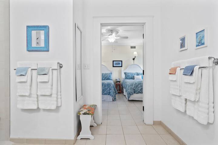 Bay Town Inn