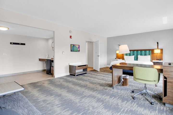 Room 62 of 121