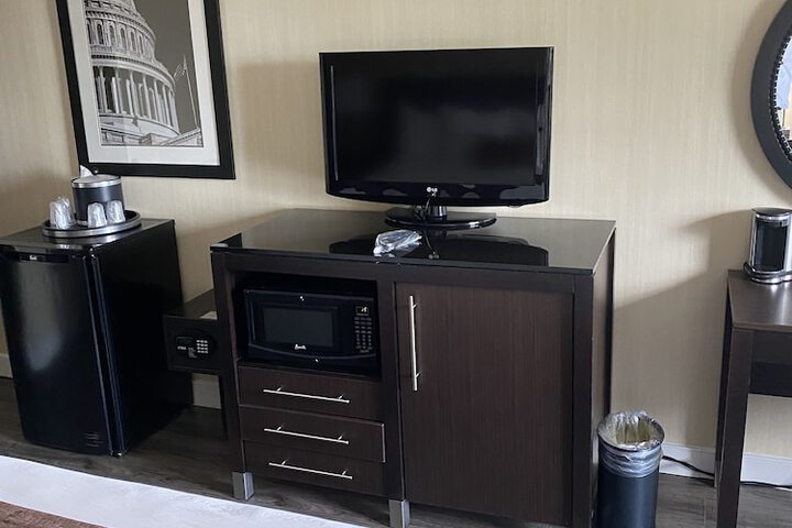 Room 17 of 45