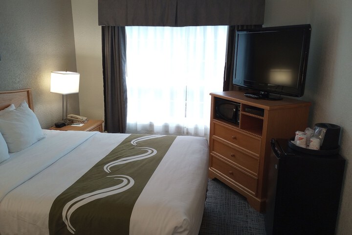 Room 31 of 66