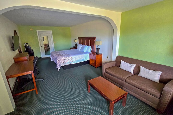 Room 30 of 30