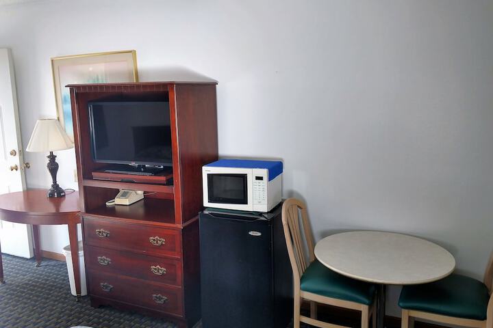All Seasons Motel