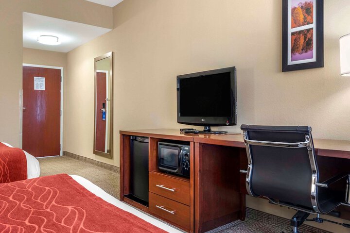 Room 14 of 39