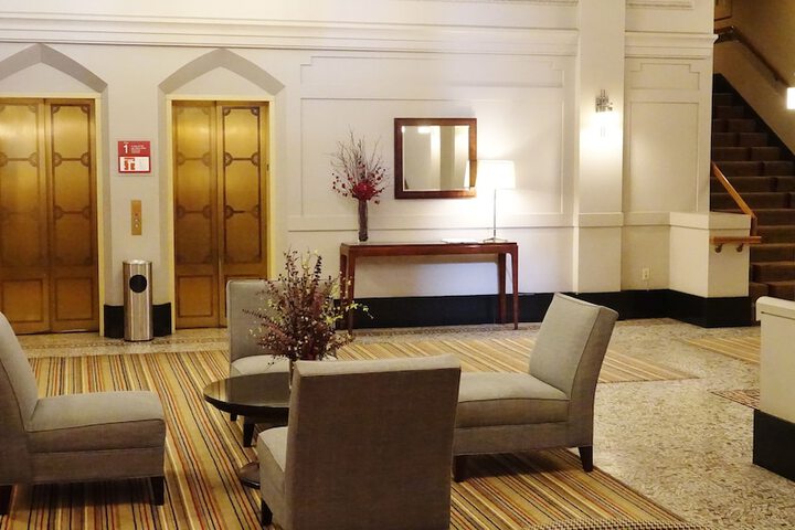 Hotel Interior 5 of 32