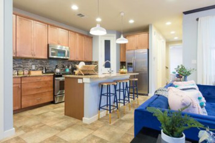 Spacious 3 BR Near Downtown by Domio
