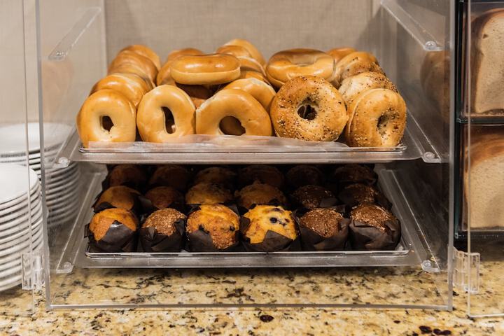 Crowne Plaza Newark Airport by IHG