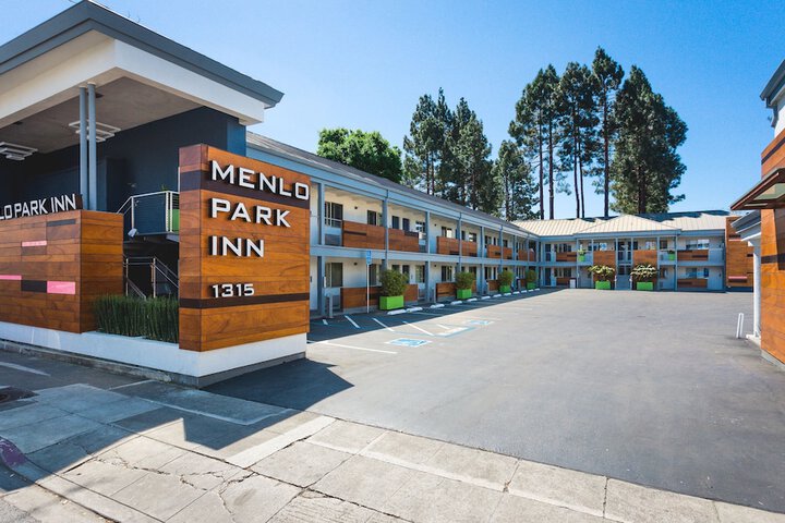 Hotel 6 of 55
