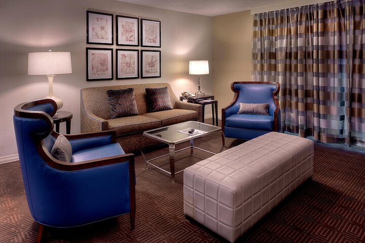 Room 13 of 72