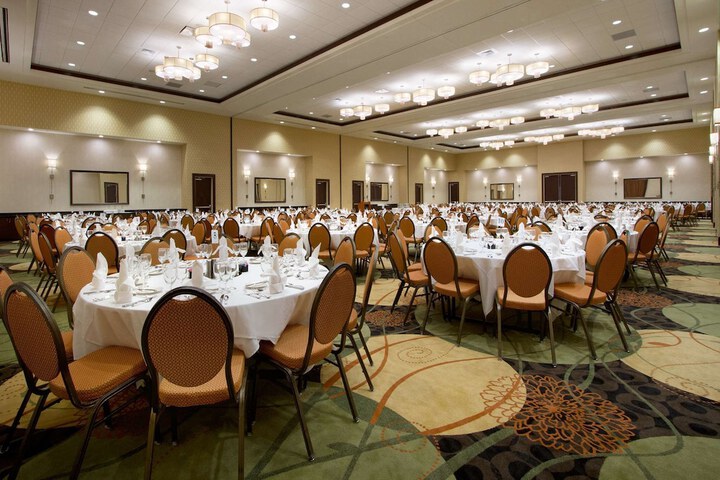 Embassy Suites by Hilton Fayetteville Fort Bragg
