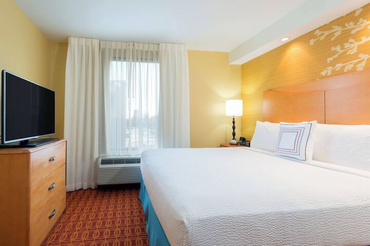 Room 14 of 26