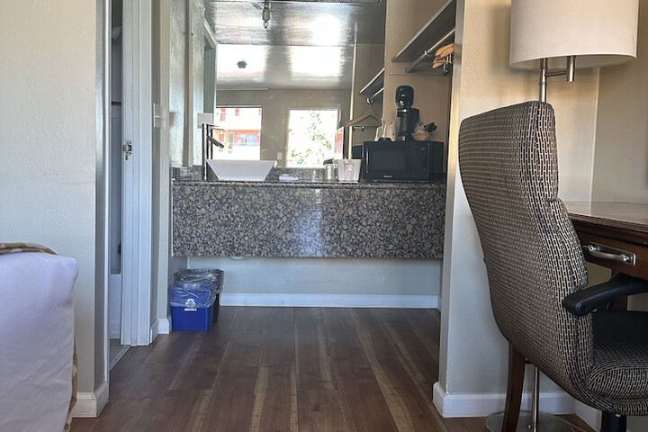 Travelodge by Wyndham Reno Downtown