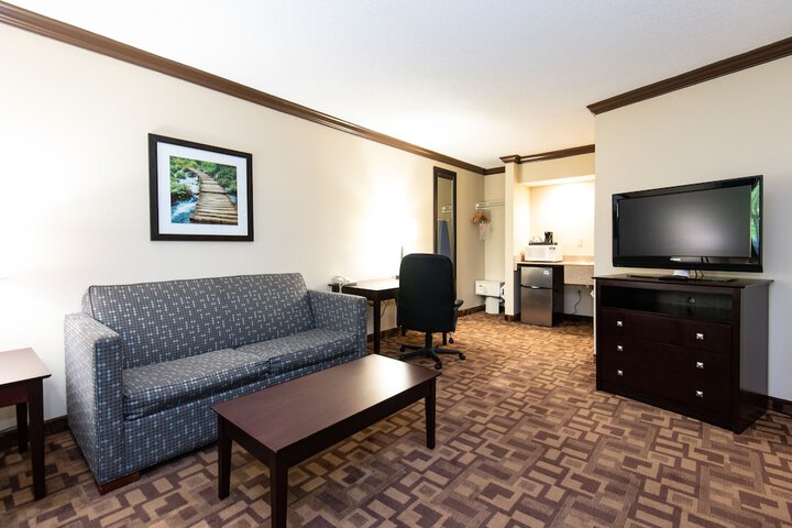 Room 43 of 69