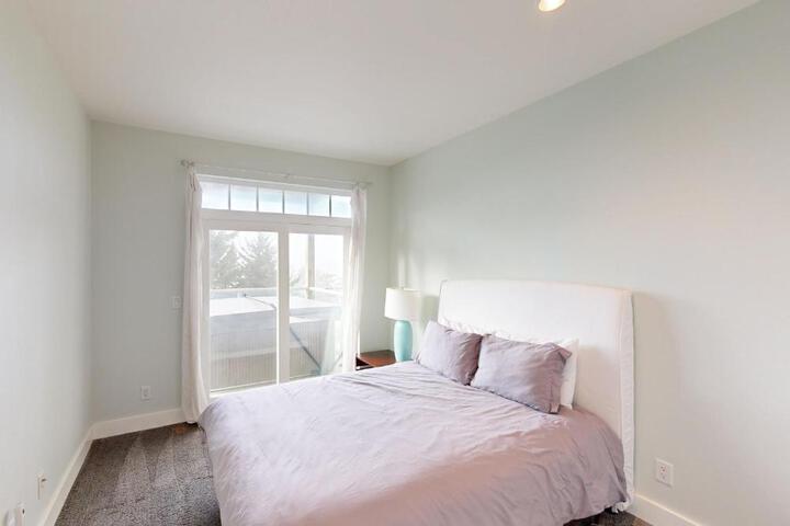 Alder Beach House
