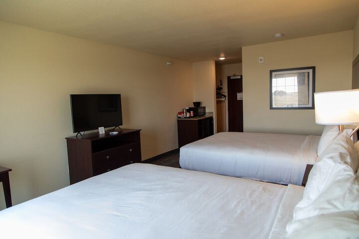 Room 34 of 48