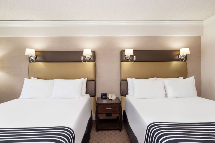 Room 18 of 46