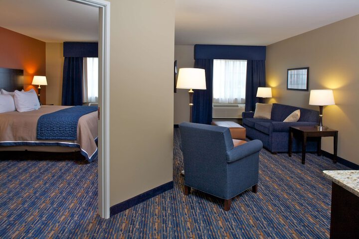 Room 15 of 34