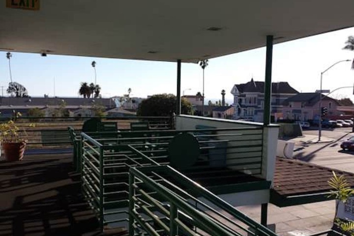 Terrace/Patio 13 of 17