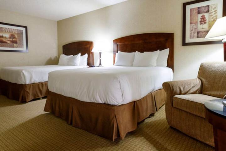 Maverick Hotel and Casino by Red Lion Hotels