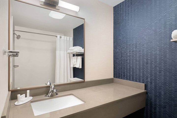 Room 12 of 29