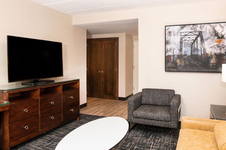 Room 31 of 77