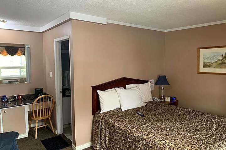 Lucien Motel