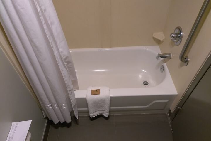 Room 39 of 102