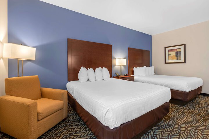 Best Western Plus Covered Bridge Inn