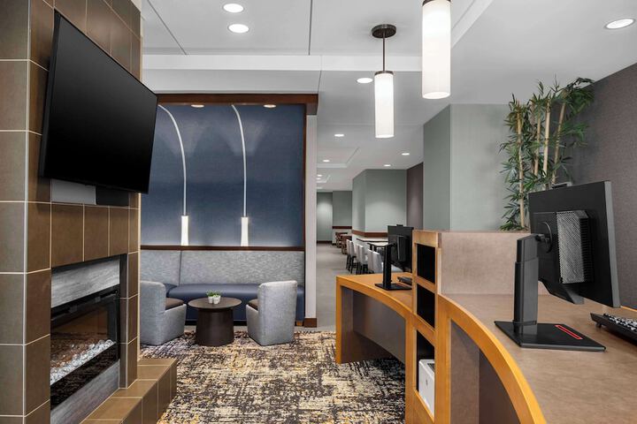 Hotel Interior 10 of 33