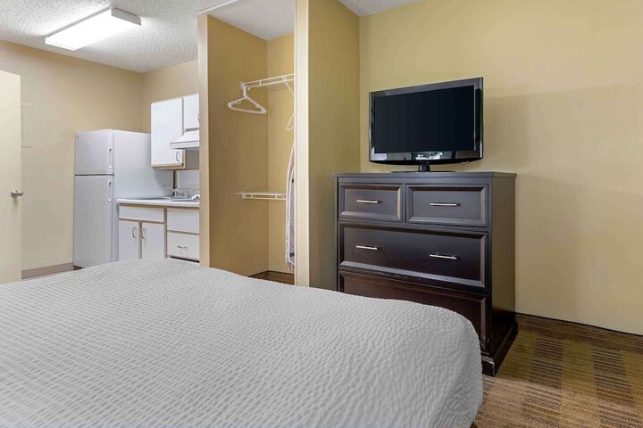 Room 26 of 29