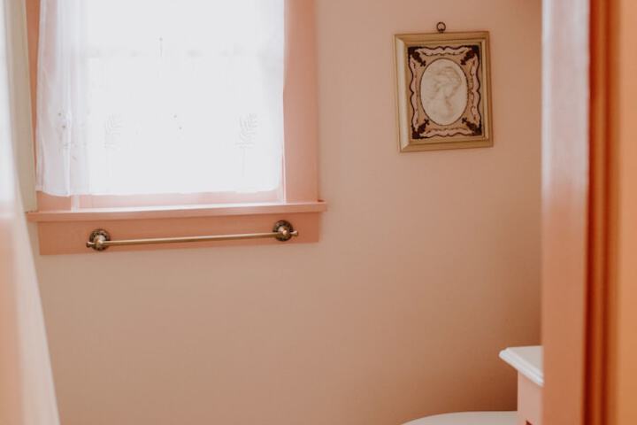 Room 56 of 93