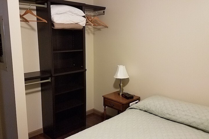 Room 12 of 44