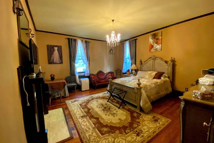 Room 28 of 75