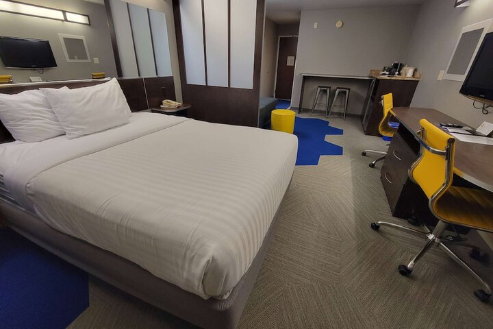 Room 16 of 54