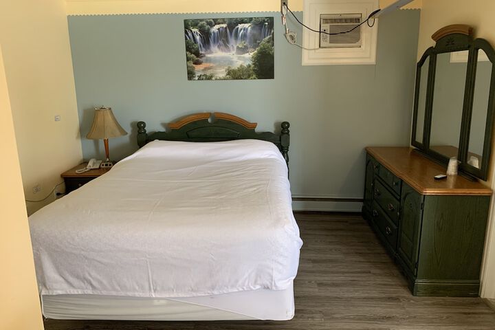 Room 61 of 85